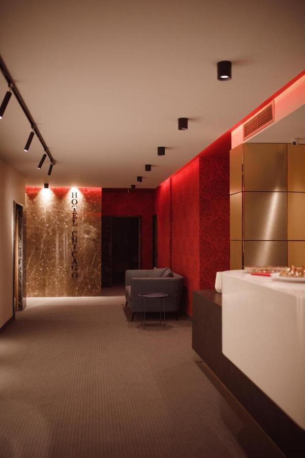 Hotel Chicago Shkoder Bagian luar foto